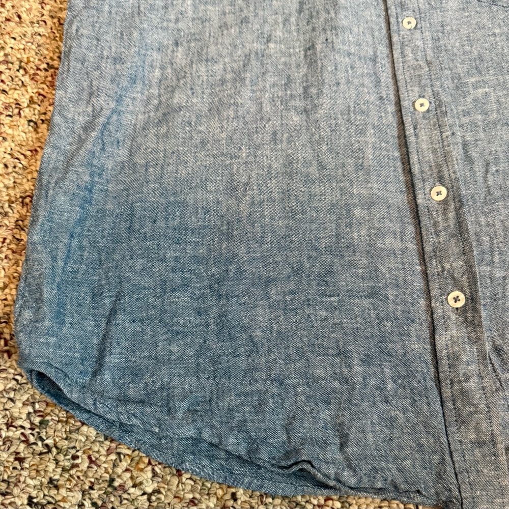 Gap Women's Linen denim chambray Button Down Top large - Picture 11 of 12